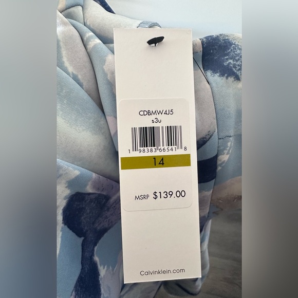 💙 NWT! Blue & White CALVIN KLEIN Floral V-Neck Sleeveless Sheath Dress - Size 14 - Picture 7 of 11